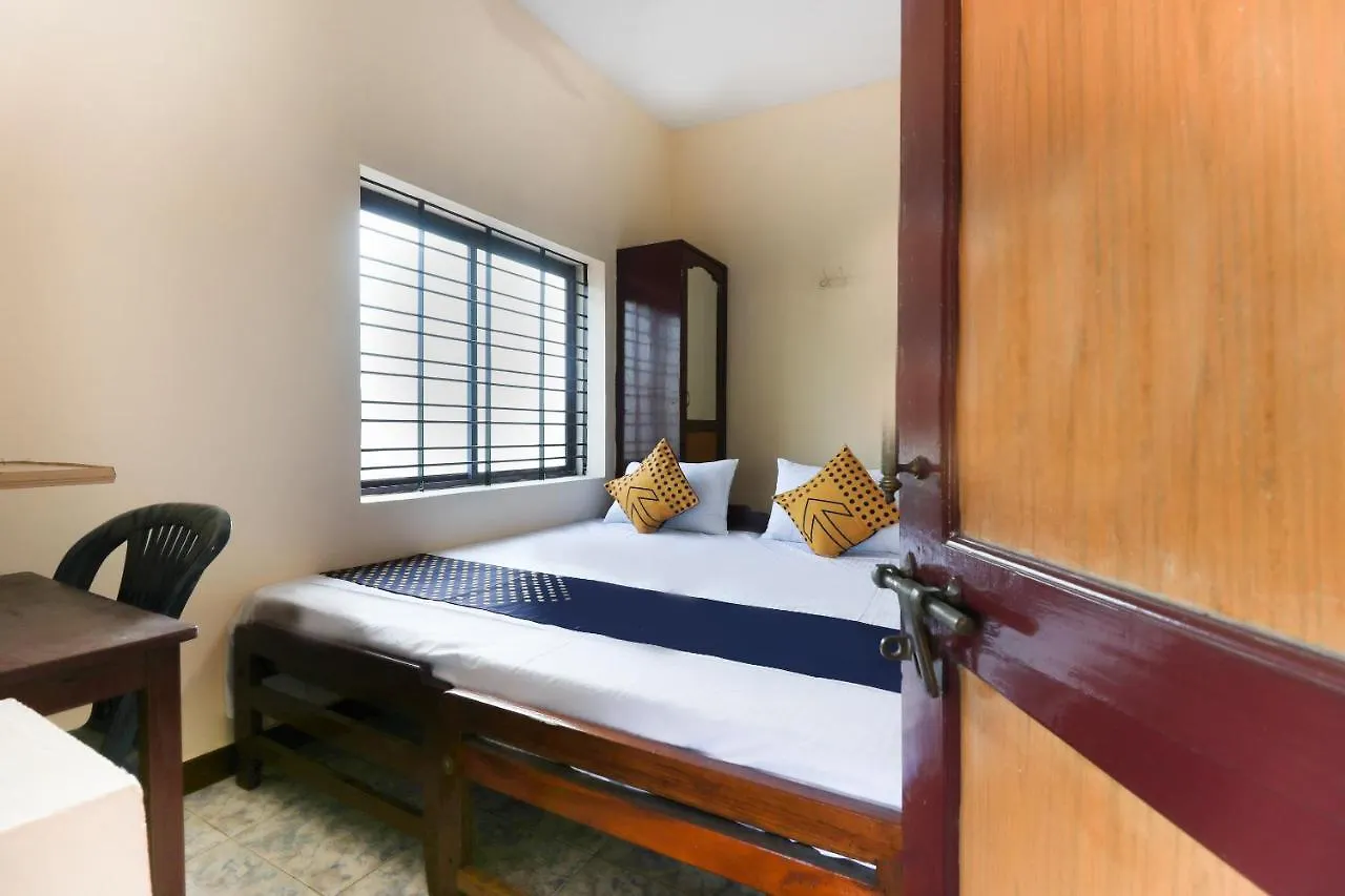 Spot On 67487 Panchami Lodge Palakkad Indie