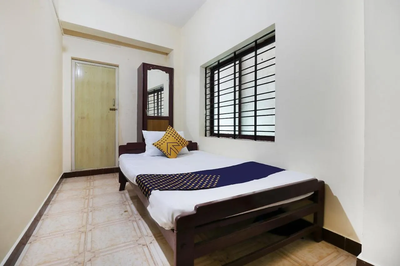 Spot On 67487 Panchami Lodge Palakkad Hotel